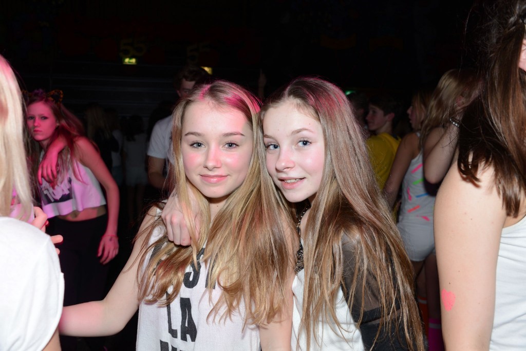 ../Images/Jeugddisco White Edition 359.jpg